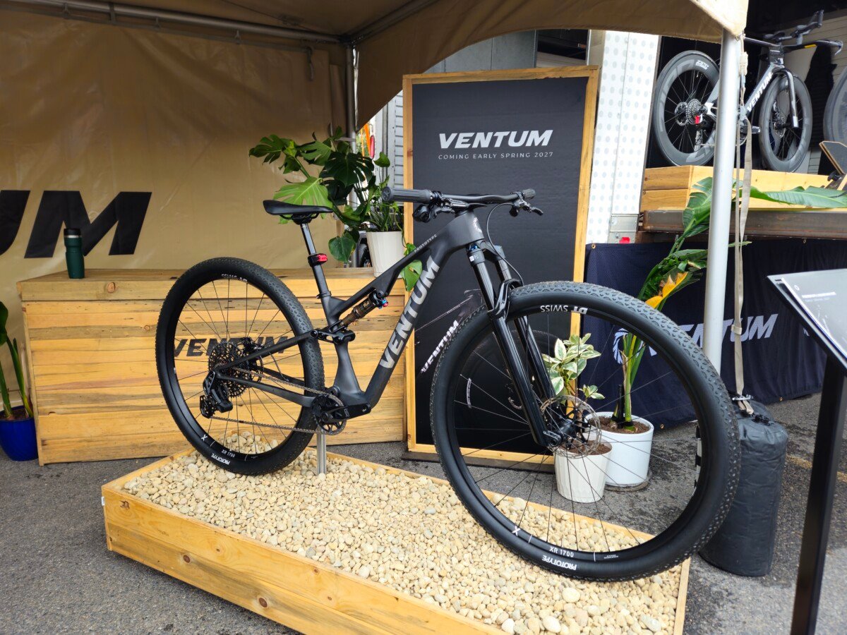 Ventum has a mountain bike - with 32" wheels!